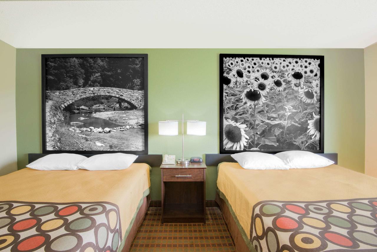 Super 8 By Wyndham Story City Buitenkant foto